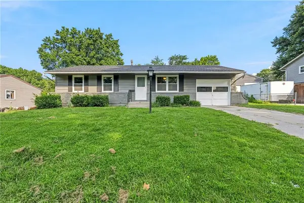 902 Ute Street, Independence, MO 64056