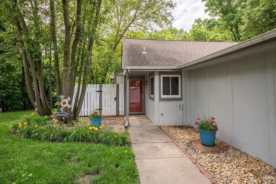4033 Crossgate Court, Lawrence, KS 66047 - #3