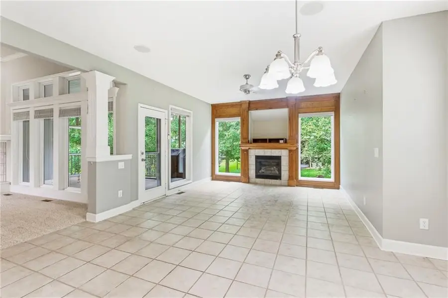 14335 Kessler Street, Overland Park, KS 66221 - #3
