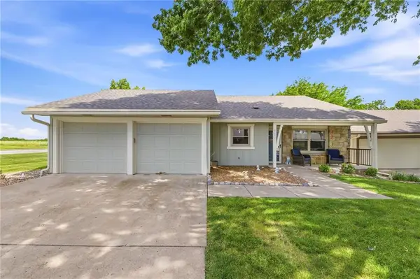 8200 E 189th Terrace, Belton, MO 64012