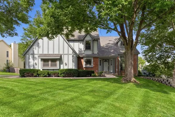 8700 W 113th Street, Overland Park, KS 66210
