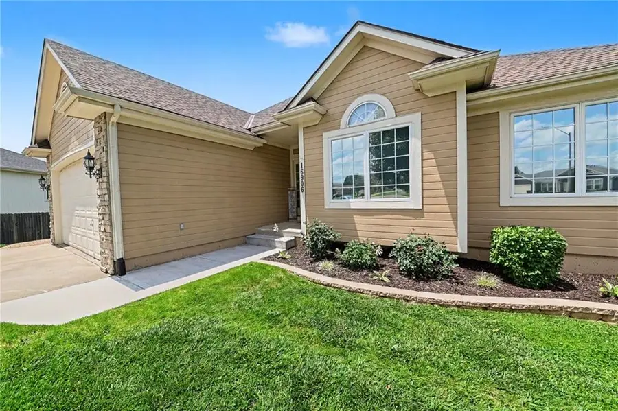 16906 Meadow Creek Court, Belton, MO 64012 - #3