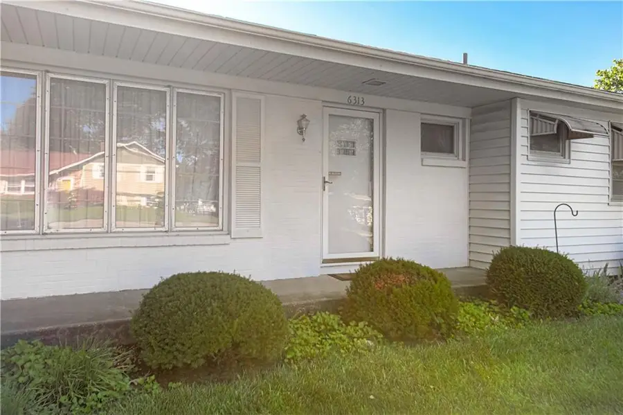 6313 N Michigan Avenue, Gladstone, MO 64118 - #3