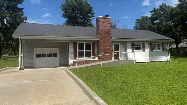 809 Anderson Street, Warrensburg, MO 64093