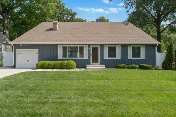 5914 W 76th Terrace, Prairie Village, KS 66208