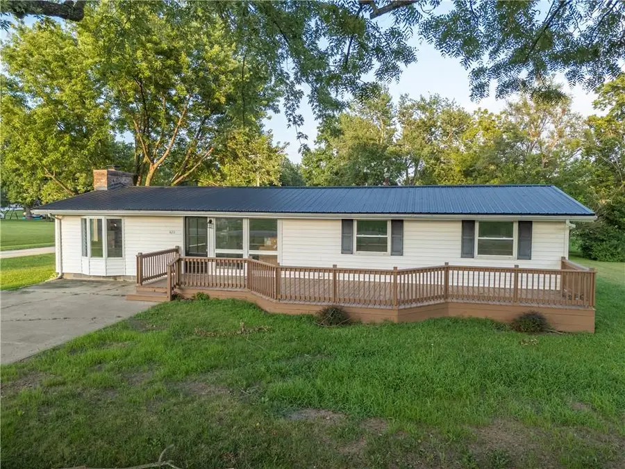 420 S 8th Street, Breckenridge, MO 64625 - #2