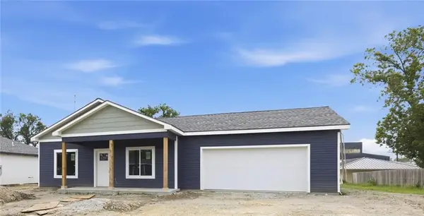 914 5th Street Terrace, Osawatomie, KS 66064