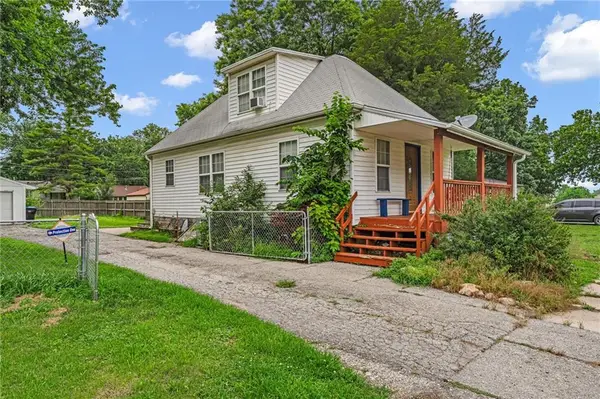 225 Roosevelt Street, Topeka, KS 66606