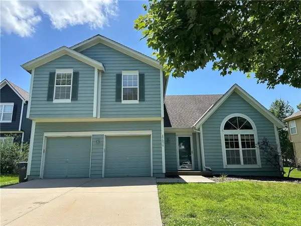17571 W 162nd Street, Olathe, KS 66062