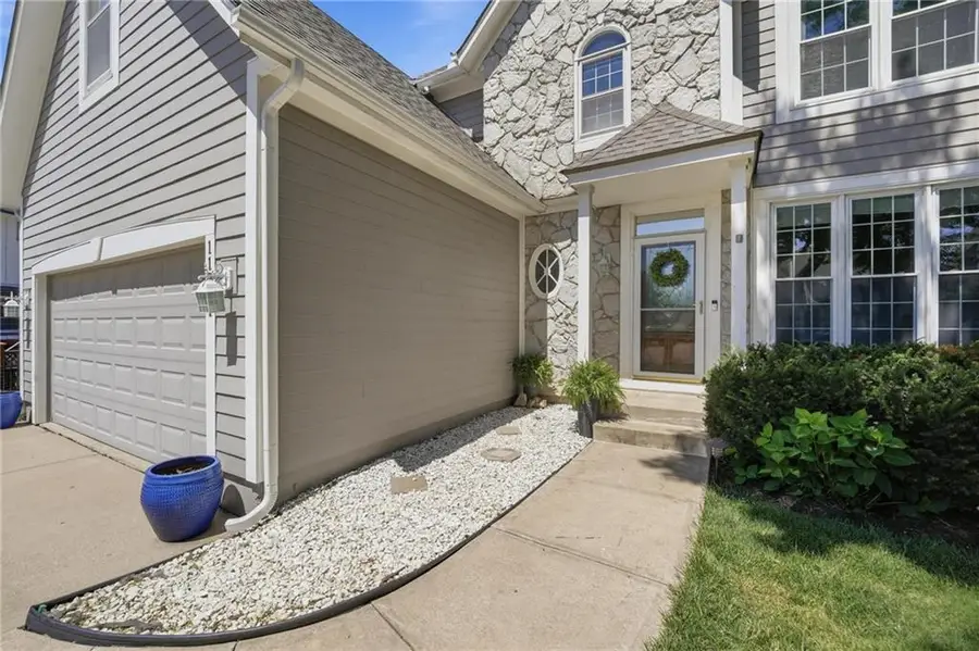 11824 W 112th Terrace, Overland Park, KS 66210 - #3
