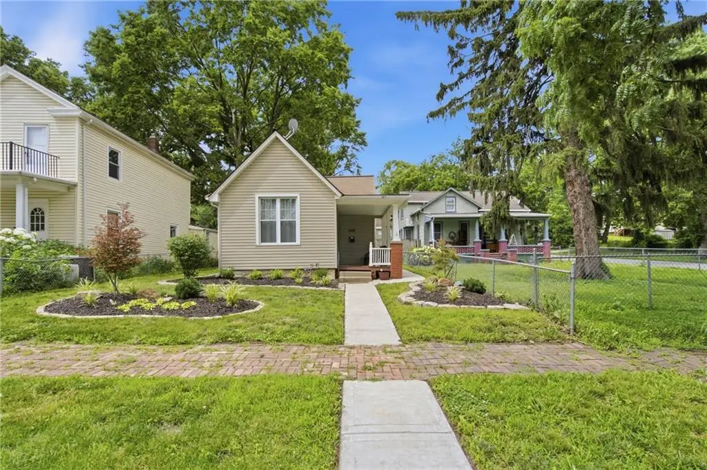 909 N Broadway Street, Leavenworth, KS 66048 - #1