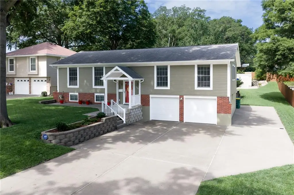 918 S 53rd Terrace, Kansas City, KS 66106 - #1