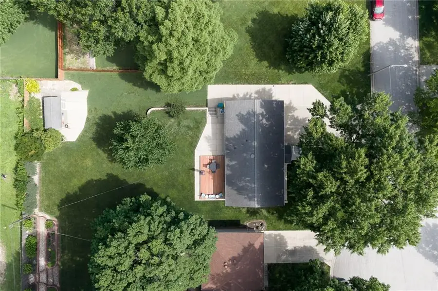 918 S 53rd Terrace, Kansas City, KS 66106 - #3