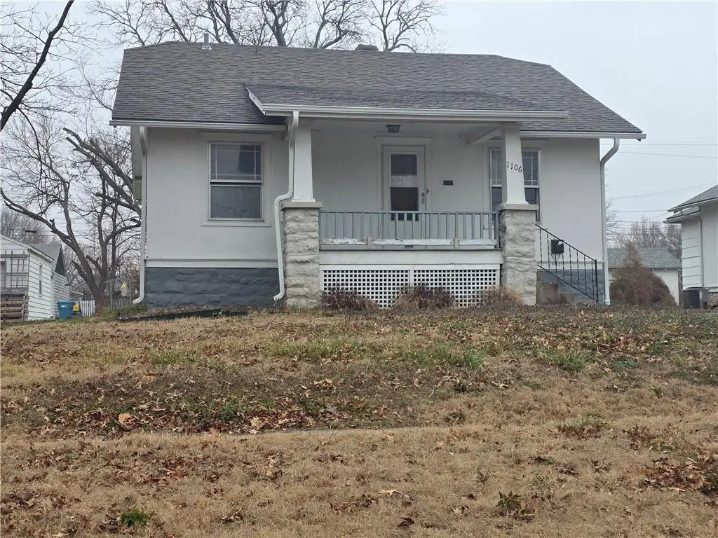 1106 Pacific Avenue, Osawatomie, KS 66064 - #1