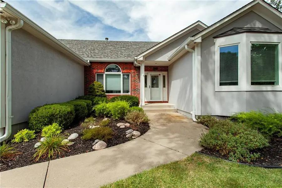 2105 SW Wall Street, Blue Springs, MO 64015 - #2