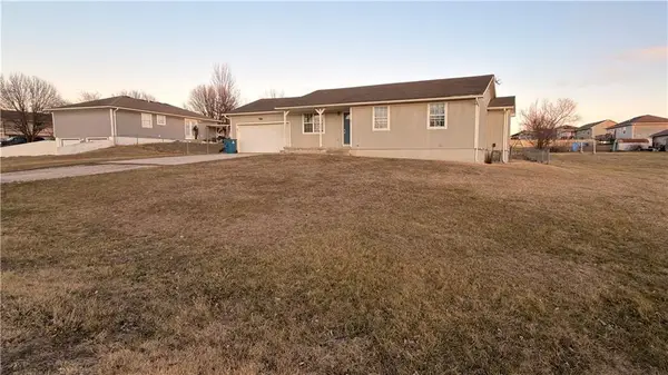 73 NW 291st Road, Centerview, MO 64019