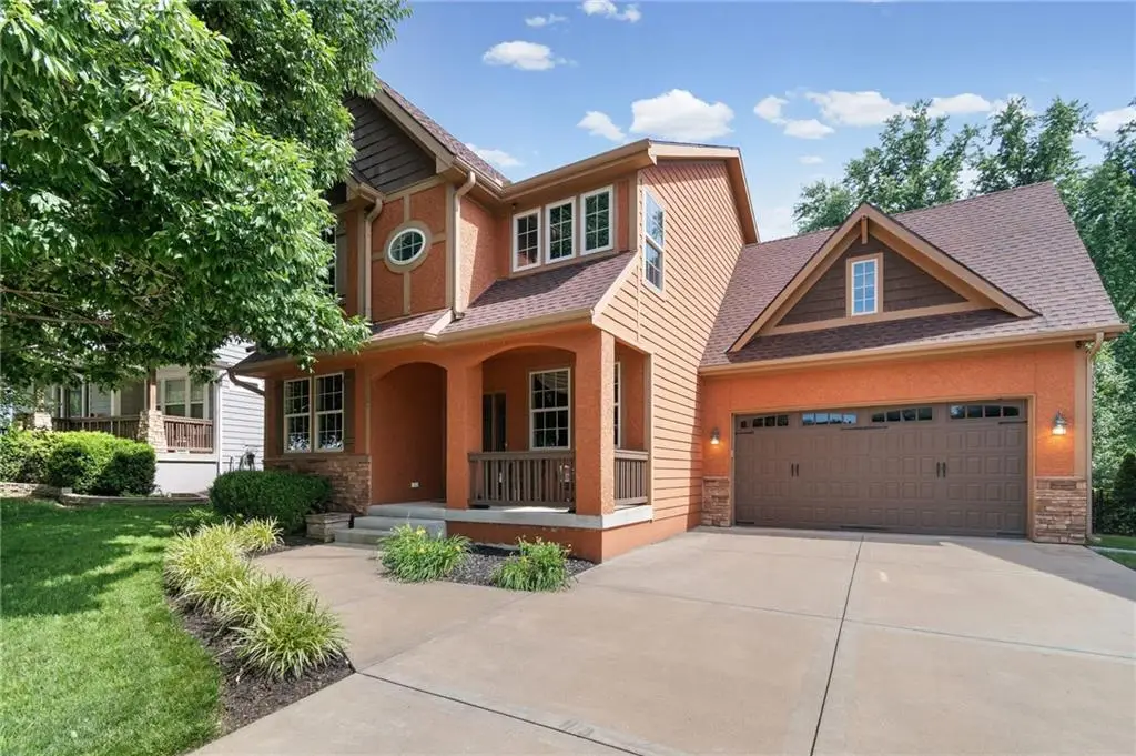 321 Creekwood Drive, Liberty, MO 64068 - #1