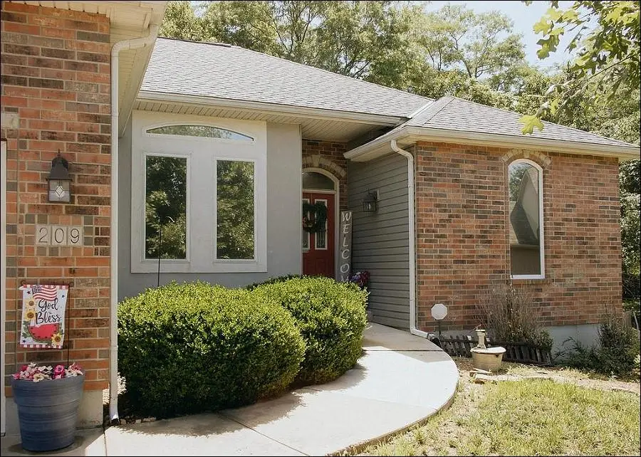 209 Westgate Circle, Warrensburg, MO 64093 - #2