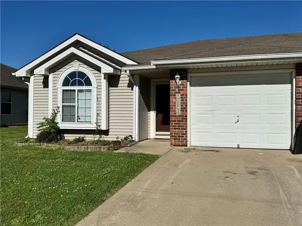 1952 S Powahatan Court, Independence, MO 64057