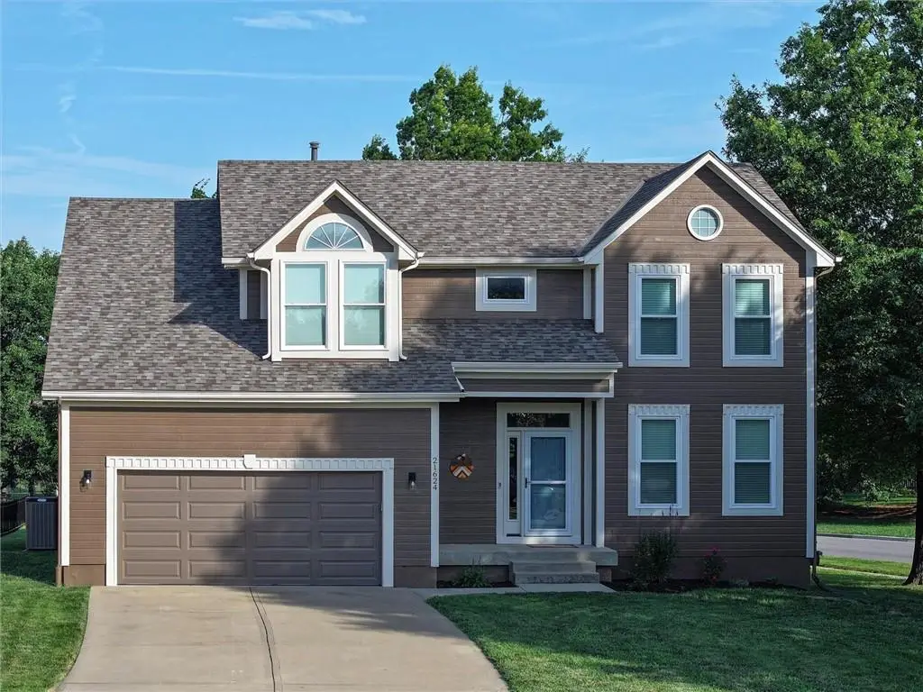 21624 W 58th Street, Shawnee, KS 66218 - #1