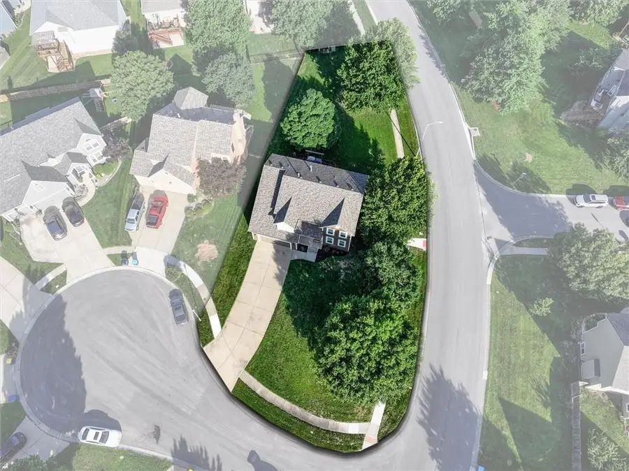 21624 W 58th Street, Shawnee, KS 66218 - #2