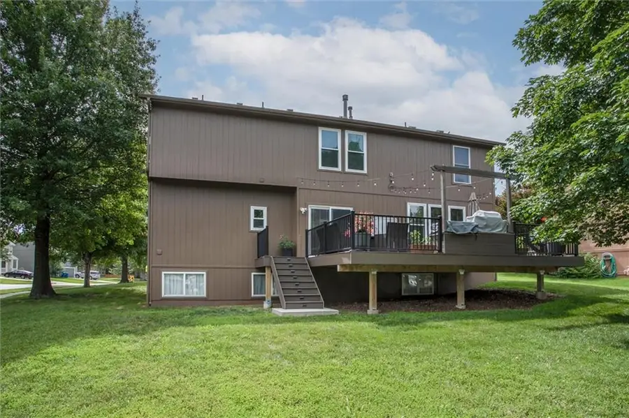 21624 W 58th Street, Shawnee, KS 66218 - #3