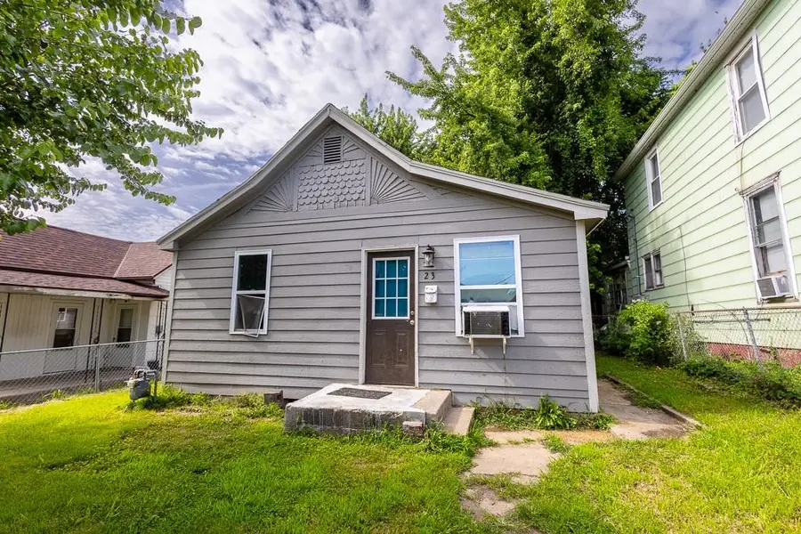 23 E Valley Street, Saint Joseph, MO 64504 - #2