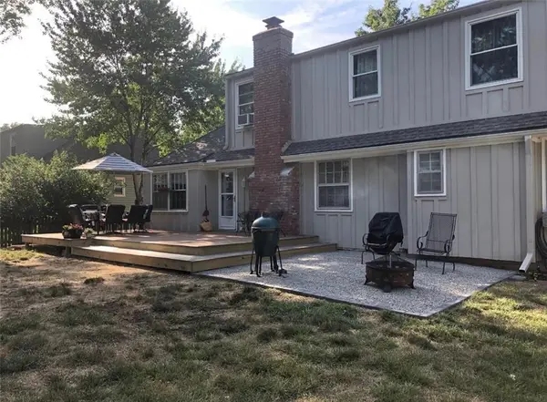 4821 NW 83rd Terrace, Kansas City, MO 64151