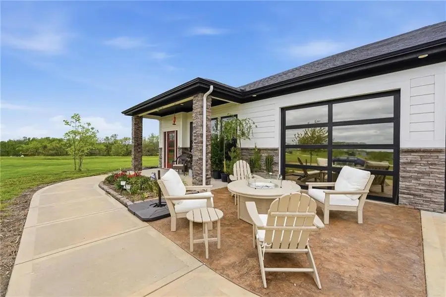 3708 S Sweeney Road, Grain Valley, MO 64029 - #2