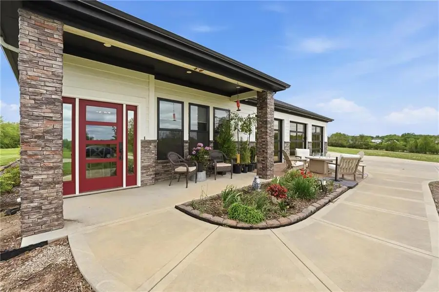 3708 S Sweeney Road, Grain Valley, MO 64029 - #3