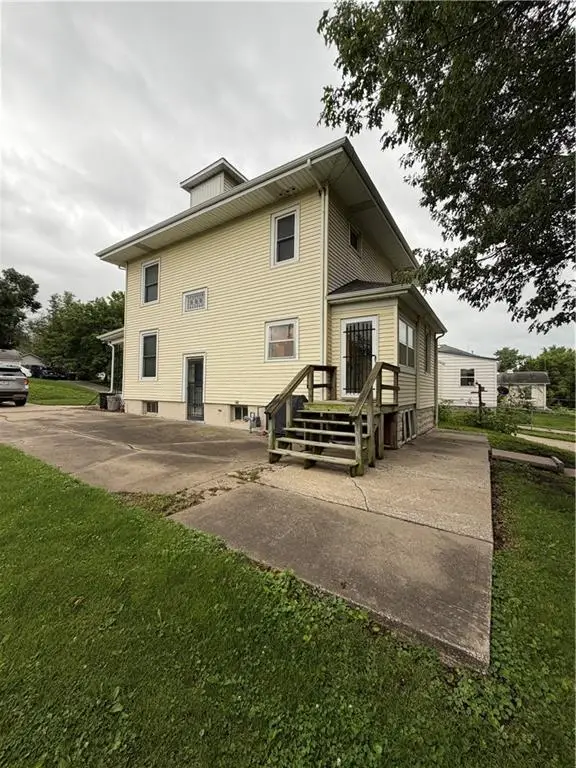 310 S Walnut Street, Maryville, MO 64468 - #3
