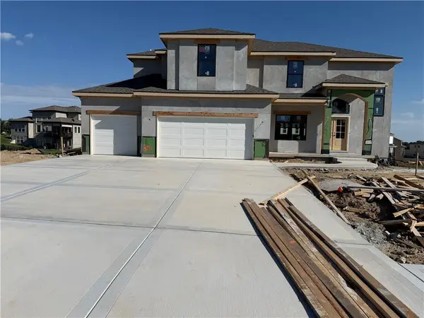 8211 NW 90th Terrace, Kansas City, MO 64153