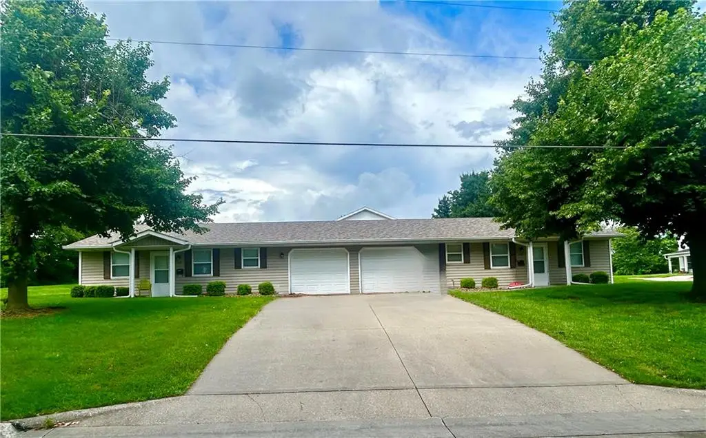 422-424 Mattie Street, Maryville, MO 64468 - #1