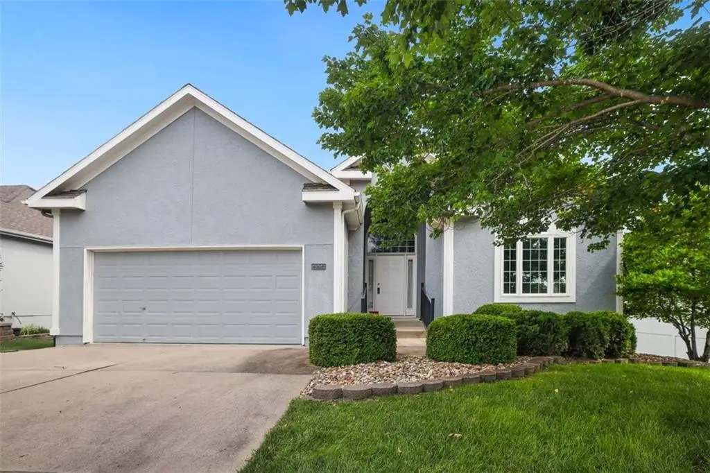 4308 NE 73rd Street, Kansas City, MO 64119 - #1
