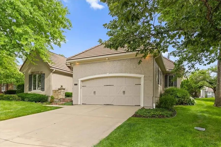 11345 Granada Court, Leawood, KS 66211 - #2