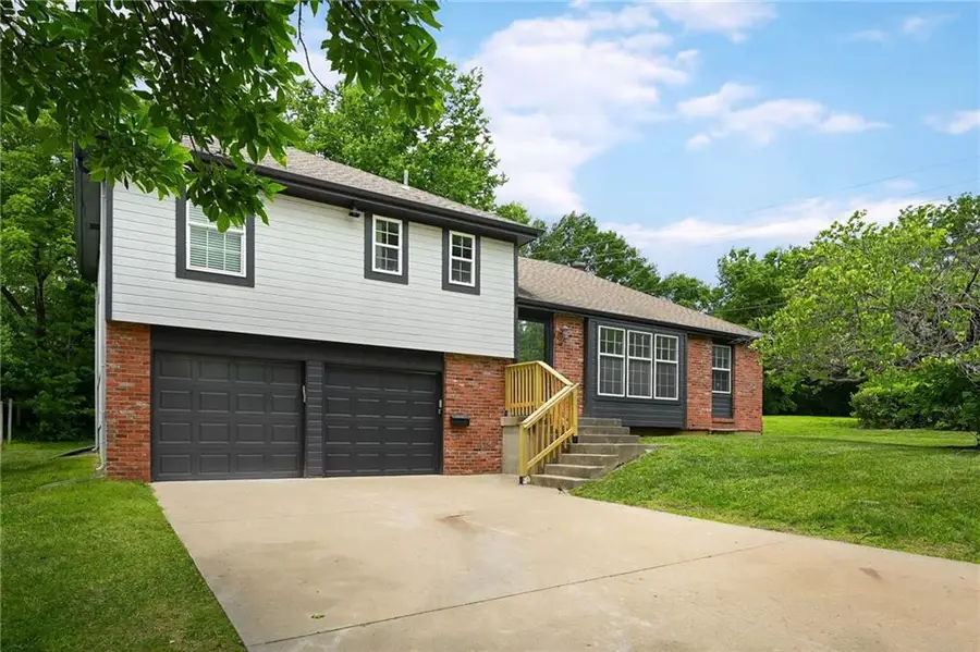 6700 Mastin Street, Shawnee, KS 66203 - #2