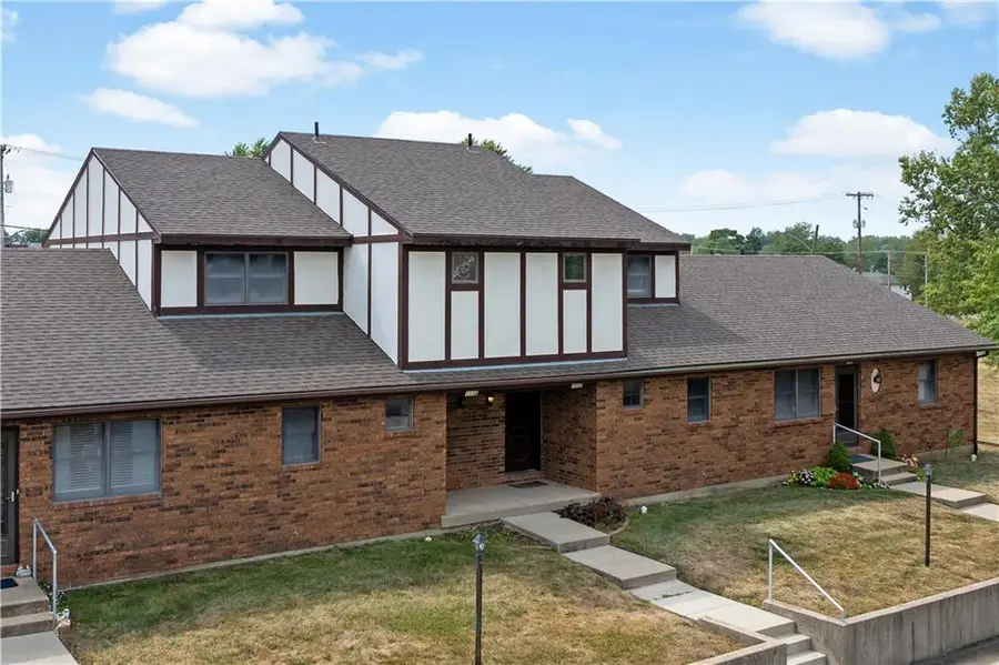 1102 Jeff Circle, Paola, KS 66071 - #2