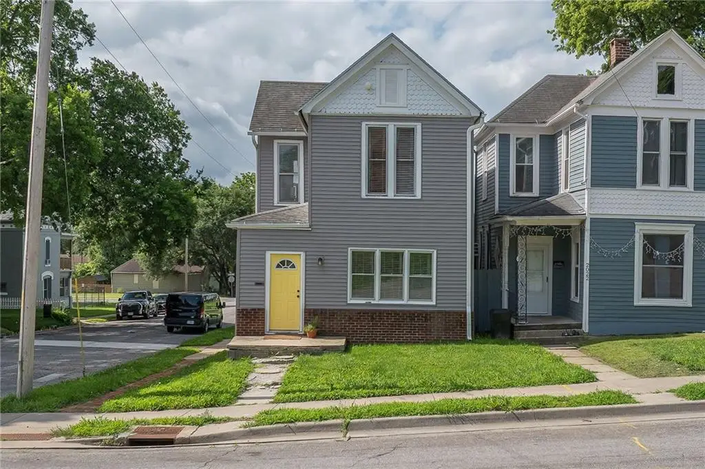 2024 Jules Street, Saint Joseph, MO 64501 - #1