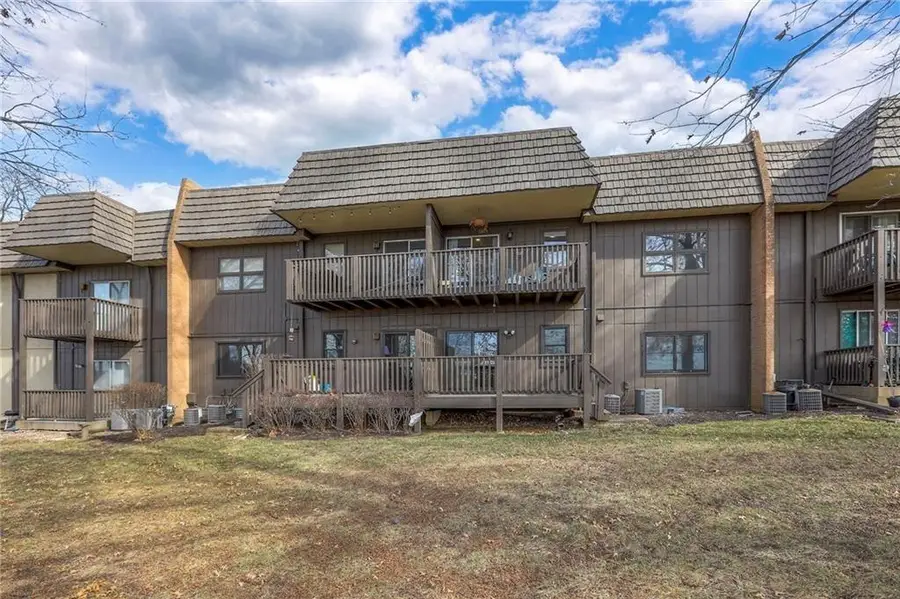 468 W 104th Street #A, Kansas City, MO 64114 - #3