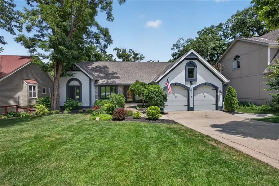 17612 W 113th Terrace, Olathe, KS 66061 - #2
