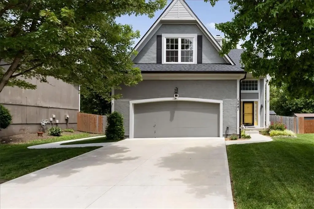 15481 S Wyandotte Drive, Olathe, KS 66062 - #1