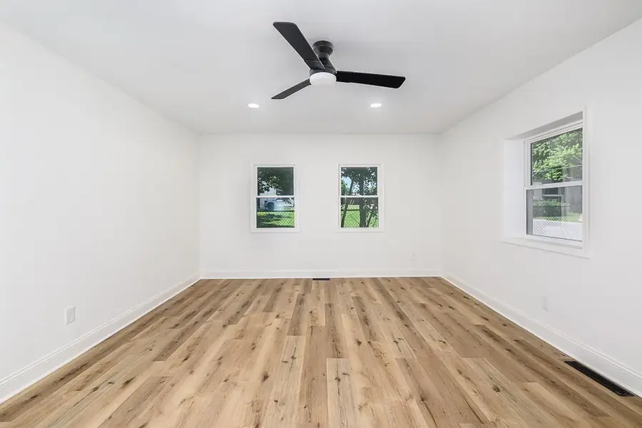 516 N 7th Street, Lawrence, KS 66044 - #3