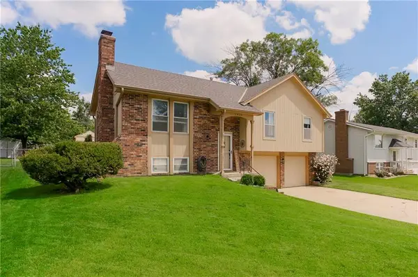 1420 W Spruce Street, Olathe, KS 66061