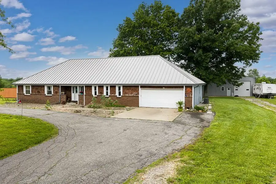 14435 166th Street, Bonner Springs, KS 66012 - #3