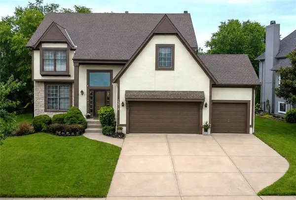 13918 Parkhill Street, Overland Park, KS 66221