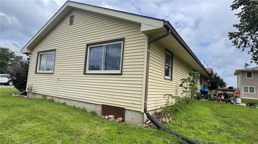 506 N Prairie Street, Highland, KS 66035 - #3