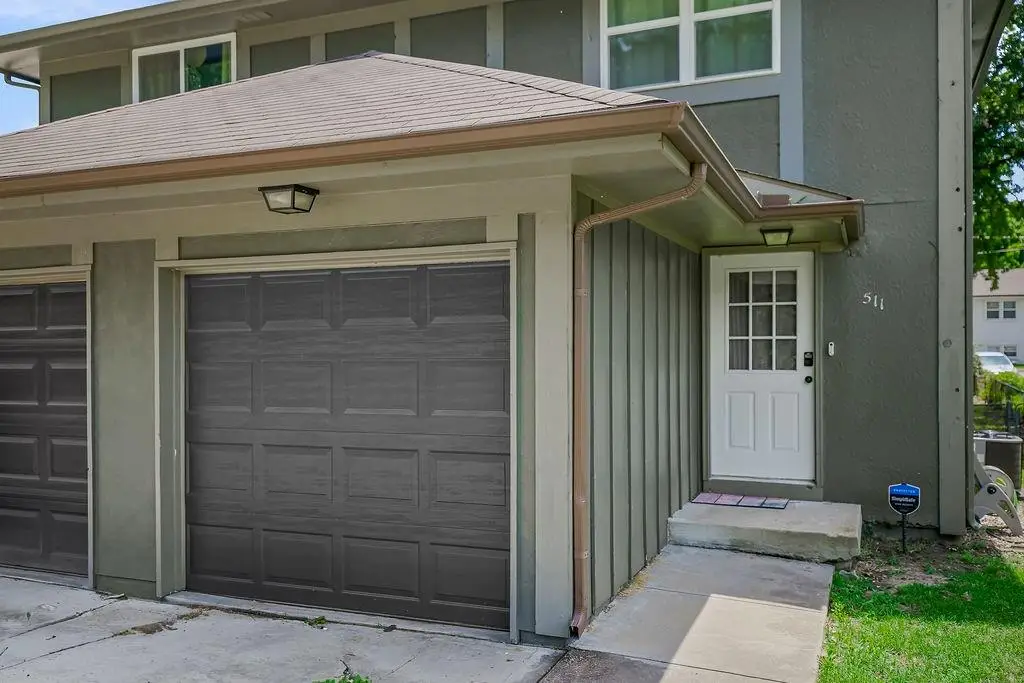 511 Vilas Street, Leavenworth, KS 66048 - #1
