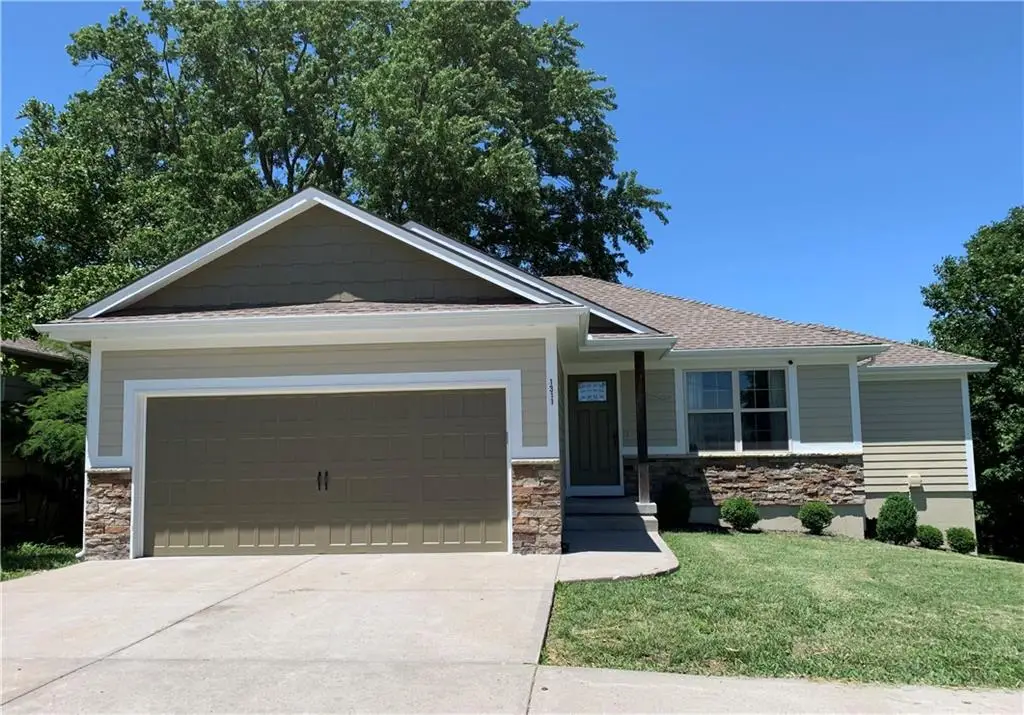 1311 Country Club Drive, Pleasant Hill, MO 64080 - #1