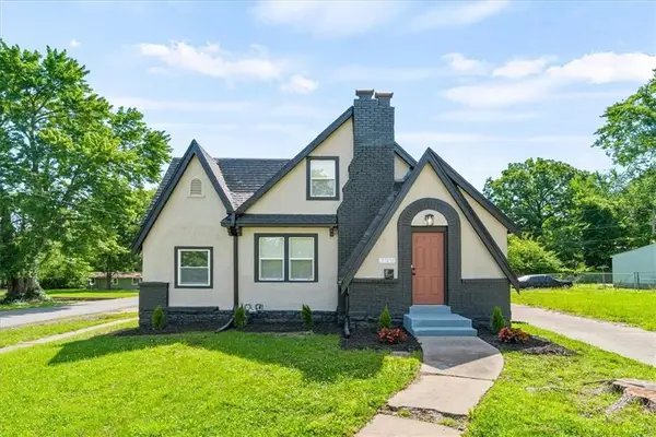 7301 Lydia Avenue, Kansas City, MO 64131