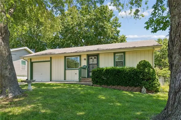 1011 S Scott Avenue, Belton, MO 64012
